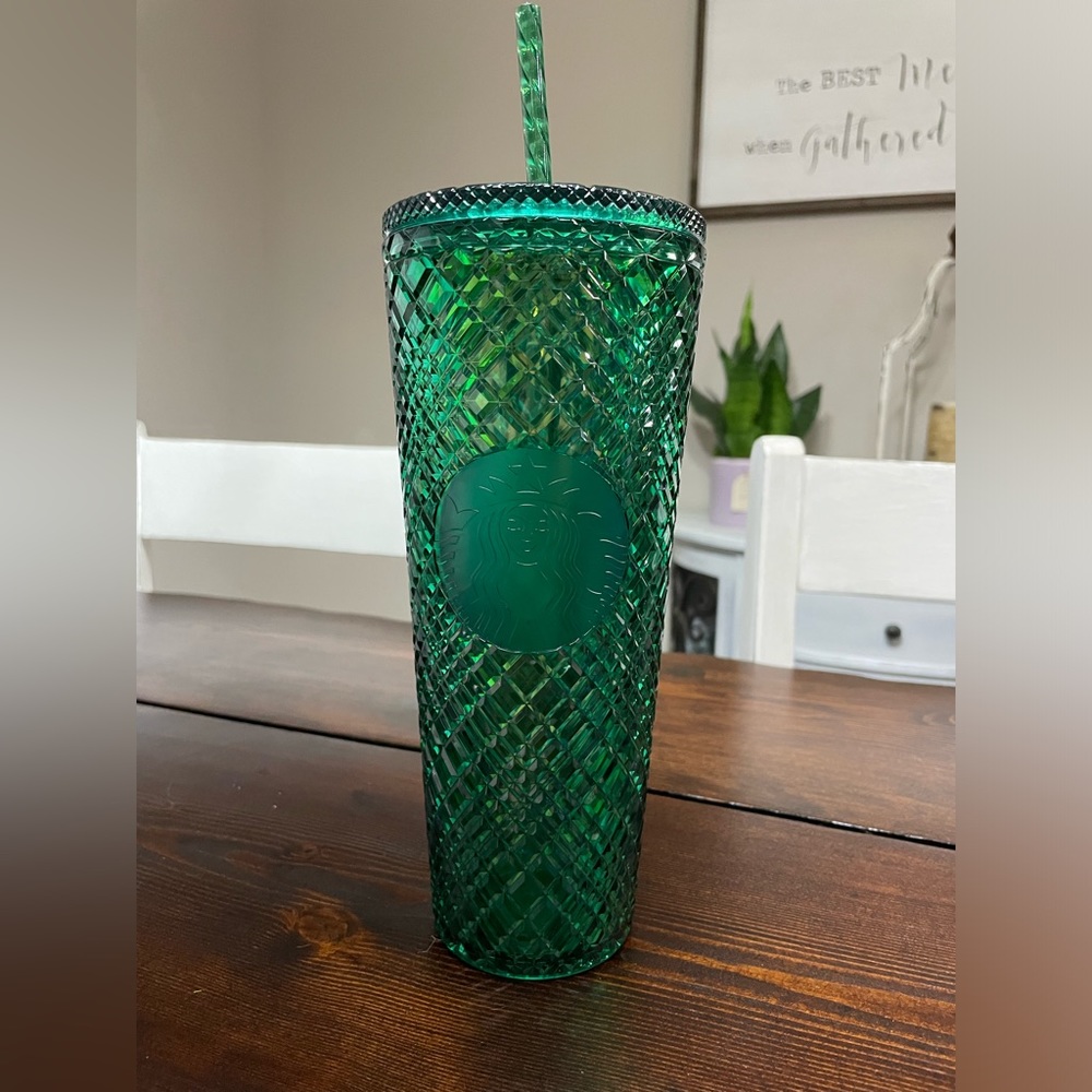 Starbucks Textured 24 oz Travel Cold Cup Emerald Green Diamond Cut NWOT